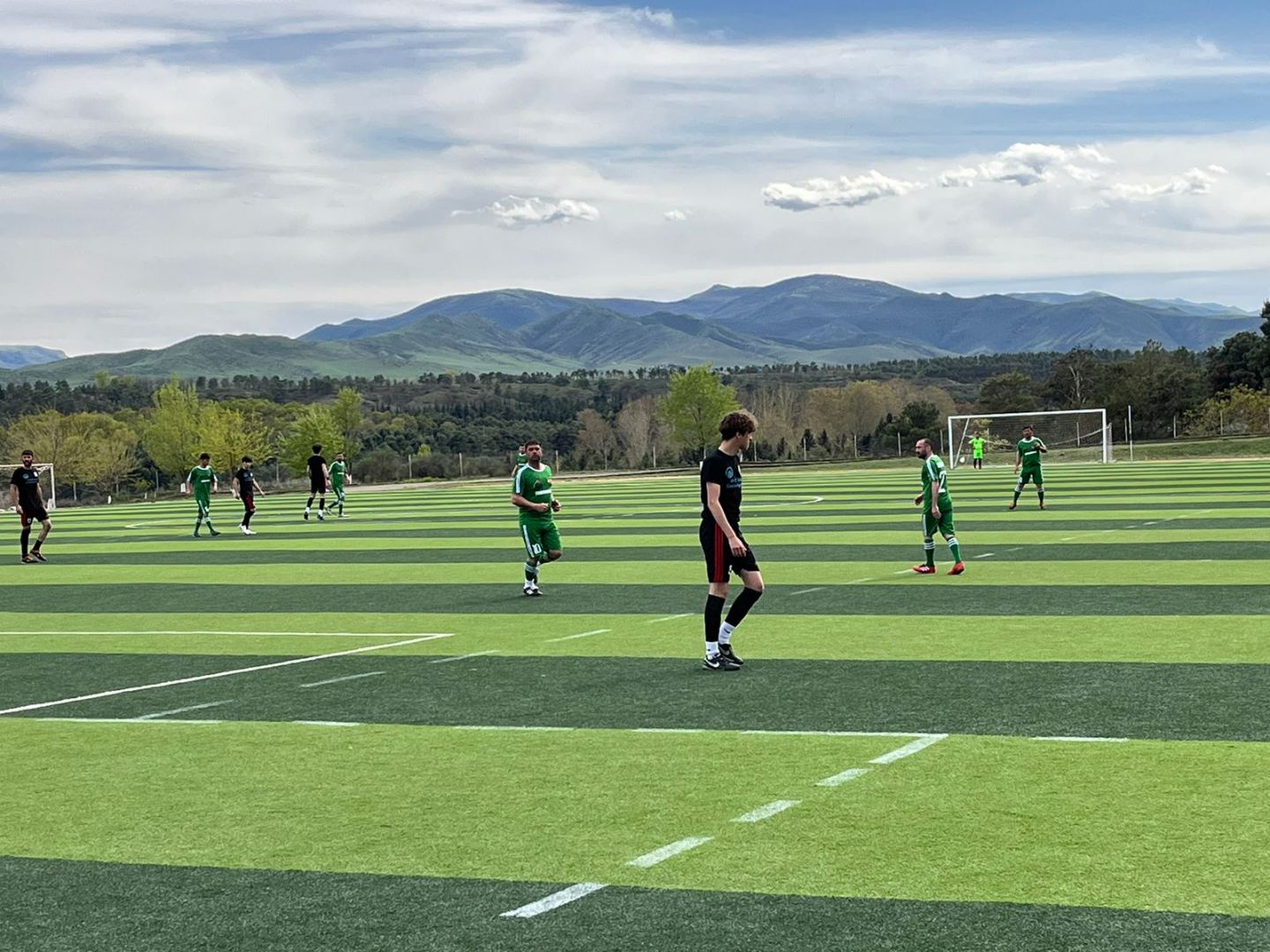 Стартовал футбольный турнир с участием ветеранов Карабахской войны, посвященный 100-летию великого лидера Гейдара Алиева (ФОТО)