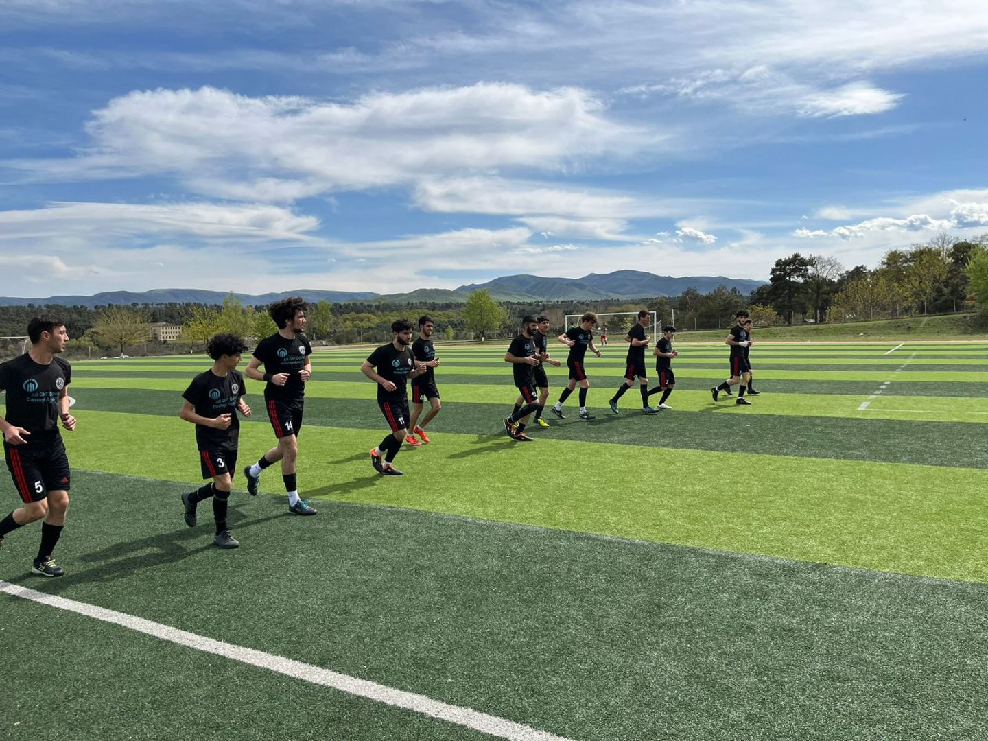 Стартовал футбольный турнир с участием ветеранов Карабахской войны, посвященный 100-летию великого лидера Гейдара Алиева (ФОТО)