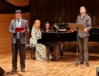 Редкий мужской голос восхищает... Восточная лирика Мирза Шафи Вазеха в западной музыке (ВИДЕО, ФОТО)