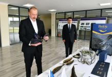 Президент Ильхам Алиев и Первая леди Мехрибан Алиева ознакомились с условиями, созданными в хозяйстве по разведению осетровых рыб ООО Azerbaijan Fish Farm в селе Еникенд Нефтчалинского района (ФОТО/ВИДЕО)