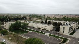 Президент Ильхам Алиев и Первая леди Мехрибан Алиева ознакомились с условиями, созданными в родильном доме и детской поликлинике Сальянской районной центральной больницы (ФОТО/ВИДЕО)