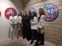 Вне времени! От притягательных картин Эмиля Азиза невозможно отвести взгляд (ФОТО)