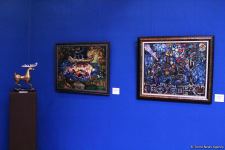 Представлены наскальные рисунки Гобустана в искусстве – живопись, скульптура, ковры, современные мотивы (ФОТО)