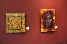 Представлены наскальные рисунки Гобустана в искусстве – живопись, скульптура, ковры, современные мотивы (ФОТО)