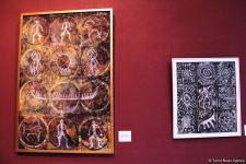 Представлены наскальные рисунки Гобустана в искусстве – живопись, скульптура, ковры, современные мотивы (ФОТО)