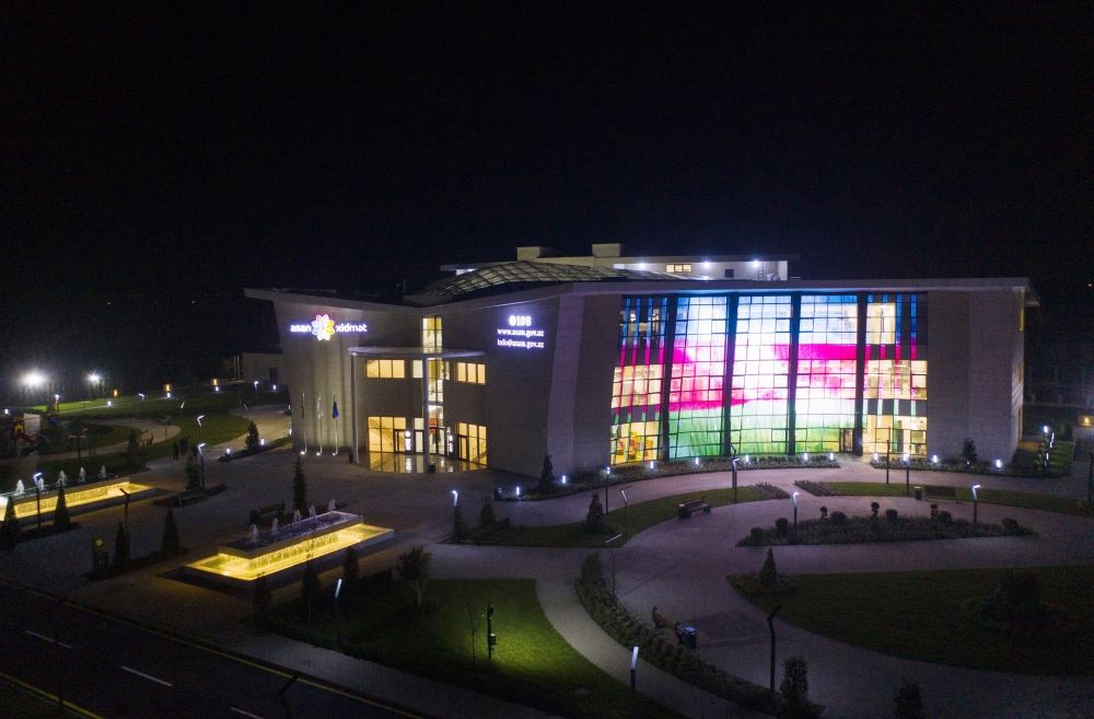 Президент Ильхам Алиев принял участие в открытии в Сальяне Центра ASAN xidmət (ФОТО/ВИДЕО)