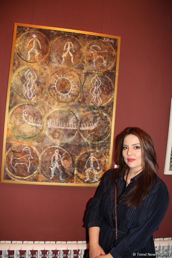 Представлены наскальные рисунки Гобустана в искусстве – живопись, скульптура, ковры, современные мотивы (ФОТО)