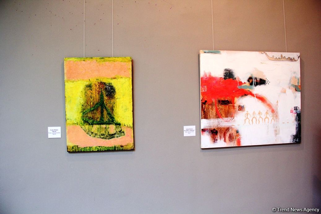 Представлены наскальные рисунки Гобустана в искусстве – живопись, скульптура, ковры, современные мотивы (ФОТО)