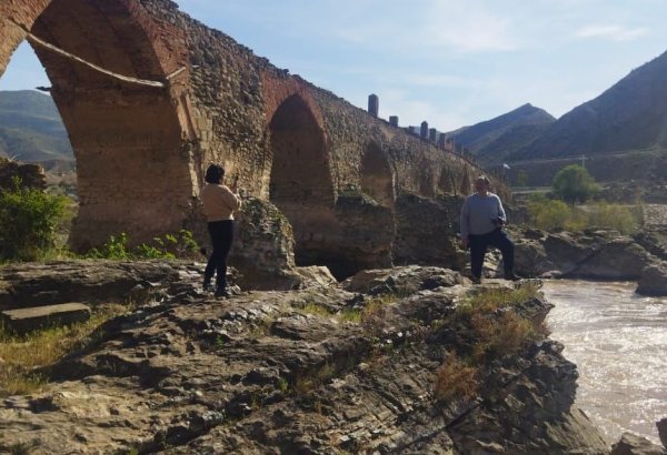 Гидроузлы "Худаферин" и "Гыз Галасы" положительно повлияют на превращение Восточного Зангезура в зону "зеленой" энергетики - комментарий