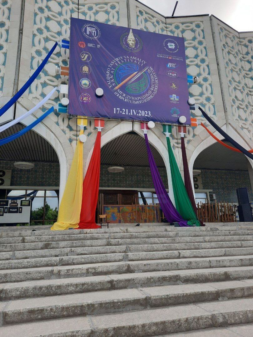 Работы азербайджанских мастеров в рамках проекта ТЮРКСОЙ в Ташкенте. Сакит Мамедов награжден золотой медалью (ФОТО)