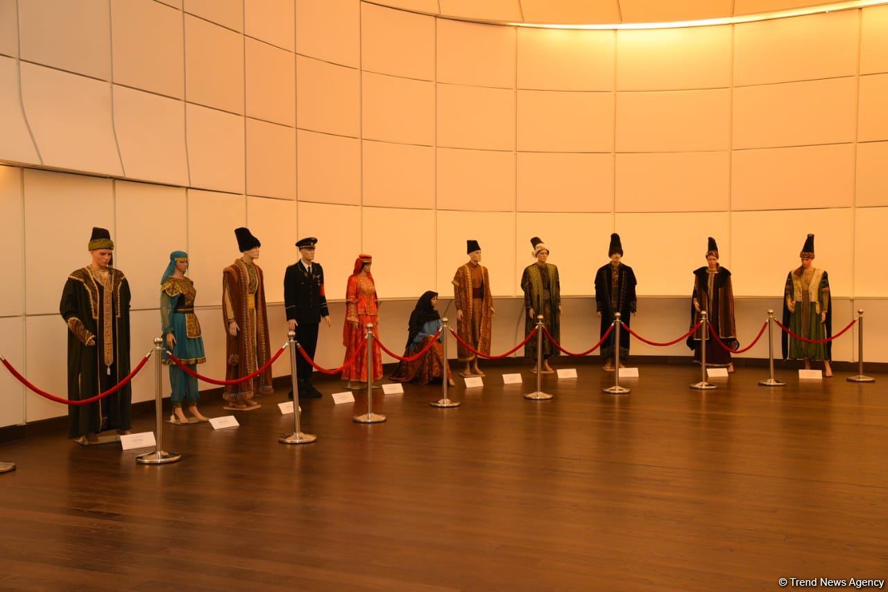 В Центре Гейдара Алиева открылся кинофорум "Азербайджанское кино - 125: Реальность, вызовы и цели" (ФОТО)