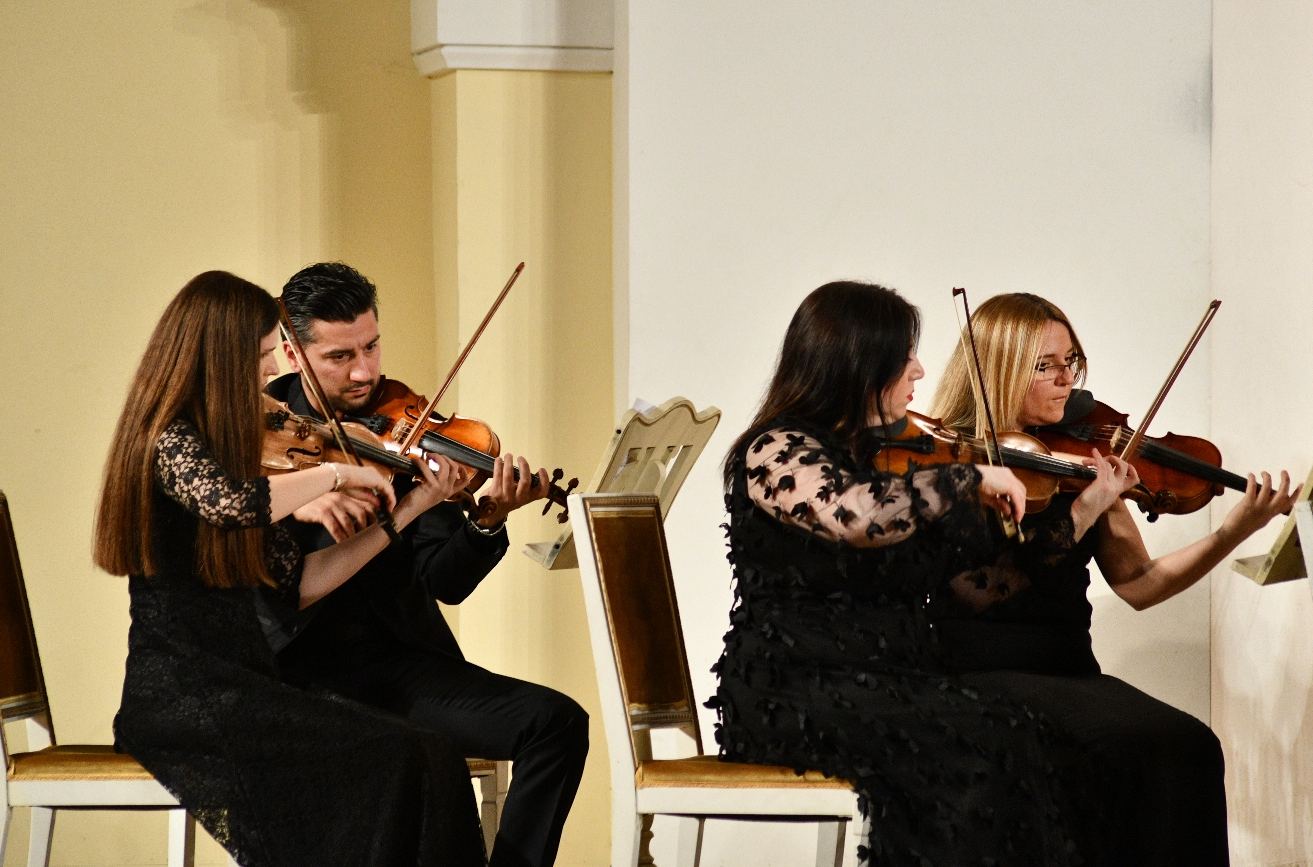 В Баку представлена гармония музыки кларнета и камерного оркестра (ВИДЕО, ФОТО)