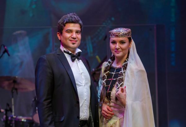 В Торонто с большим успехом впервые представлена оперетта "Аршин мал алан" (ФОТО)