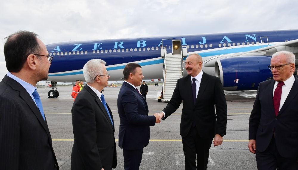 Президент Азербайджана Ильхам Алиев прибыл с рабочим визитом в Болгарию (ФОТО/ВИДЕО)