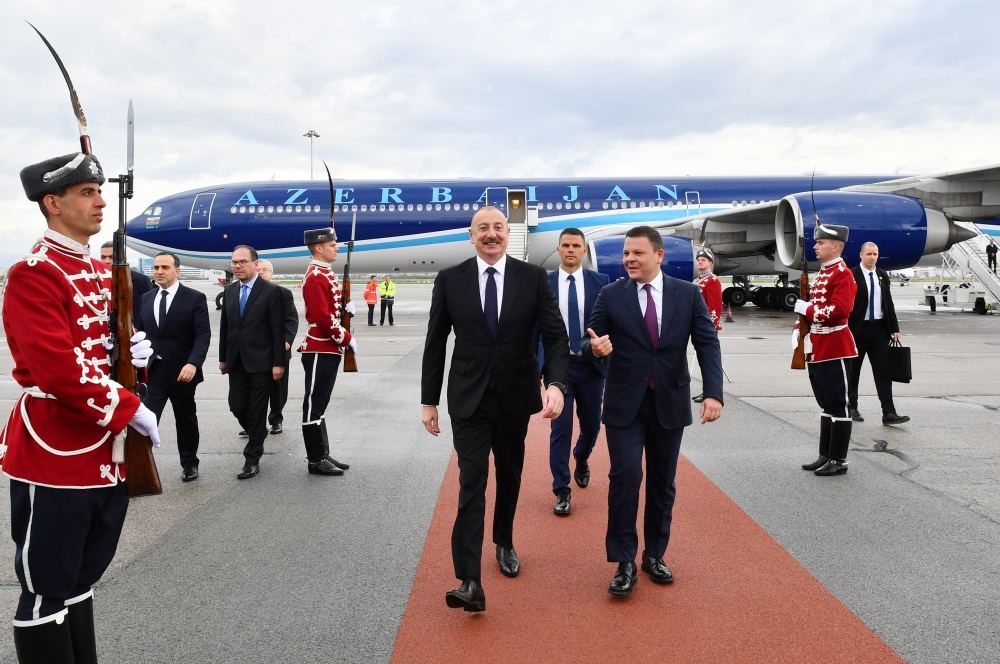 Президент Азербайджана Ильхам Алиев прибыл с рабочим визитом в Болгарию (ФОТО/ВИДЕО)