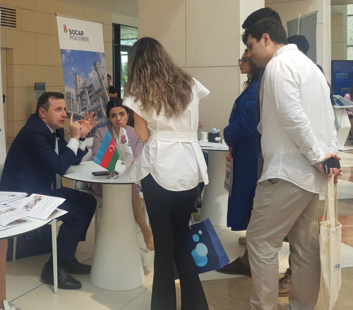 Выставка карьеры в Университете ADA: деловые контакты, полезные знакомства и интересная работа (ФОТО)