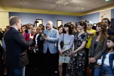 Впервые в Азербайджане открывшаяся выставка произведений Сальвадора Дали в Центре Гейдара Алиева вызвала большой интерес (ВИДЕО/ФОТО)