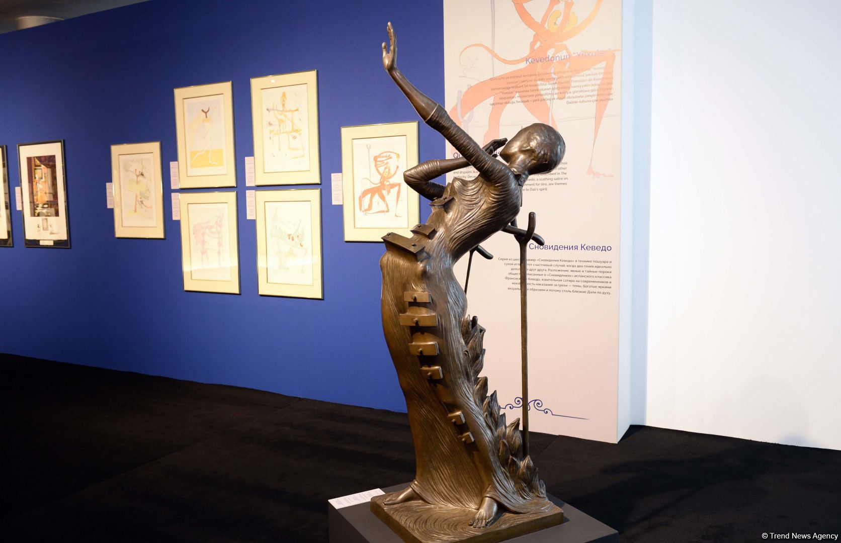 Впервые в Азербайджане открывшаяся выставка произведений Сальвадора Дали в Центре Гейдара Алиева вызвала большой интерес (ВИДЕО/ФОТО)