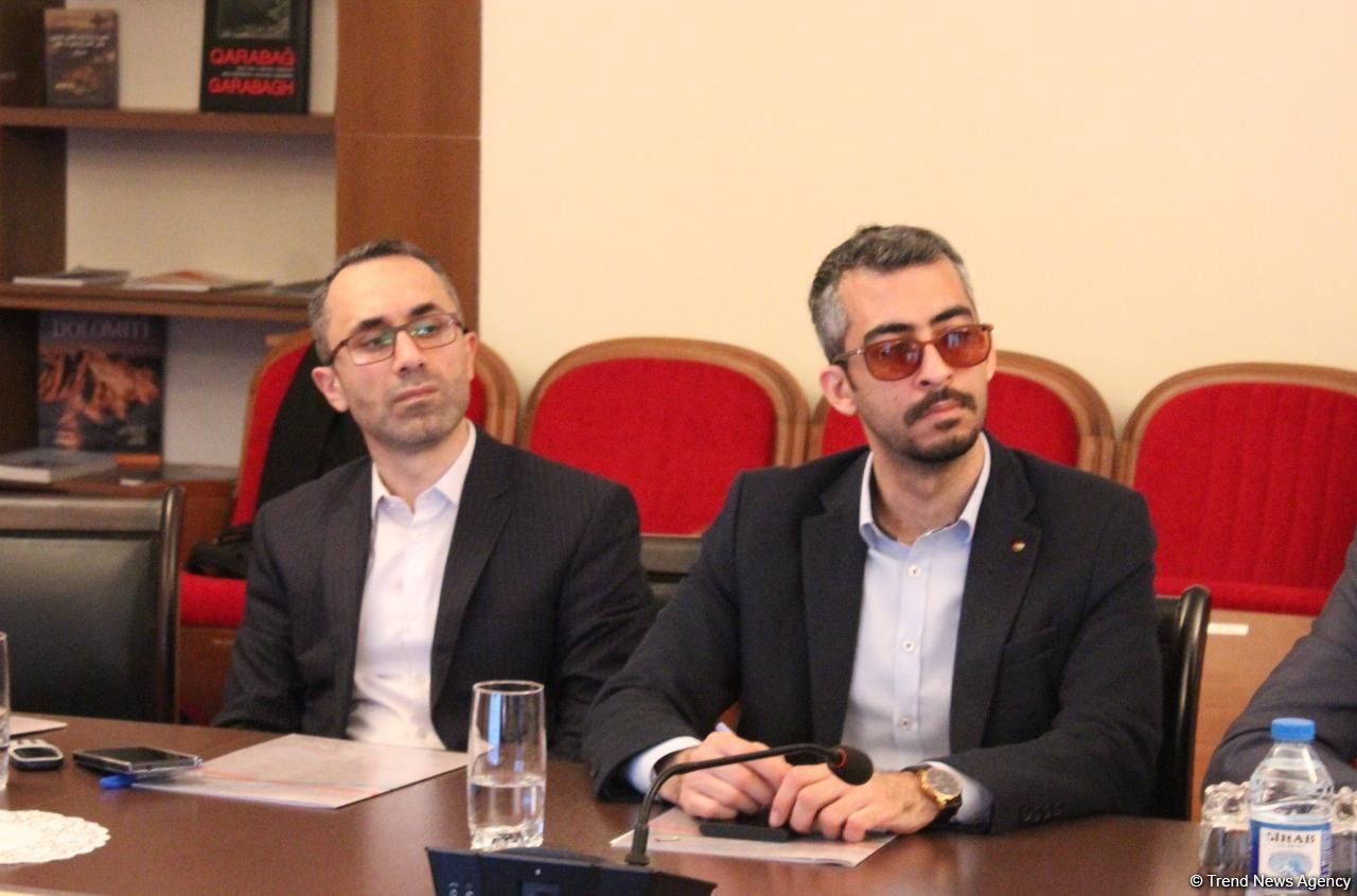 В Азербайджане прошел брифинг для представителей дипкорпуса по вопросам деятельности по разминированию (ФОТО)