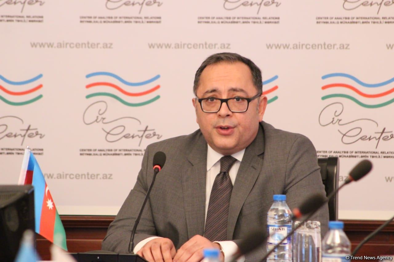 В Азербайджане прошел брифинг для представителей дипкорпуса по вопросам деятельности по разминированию (ФОТО)