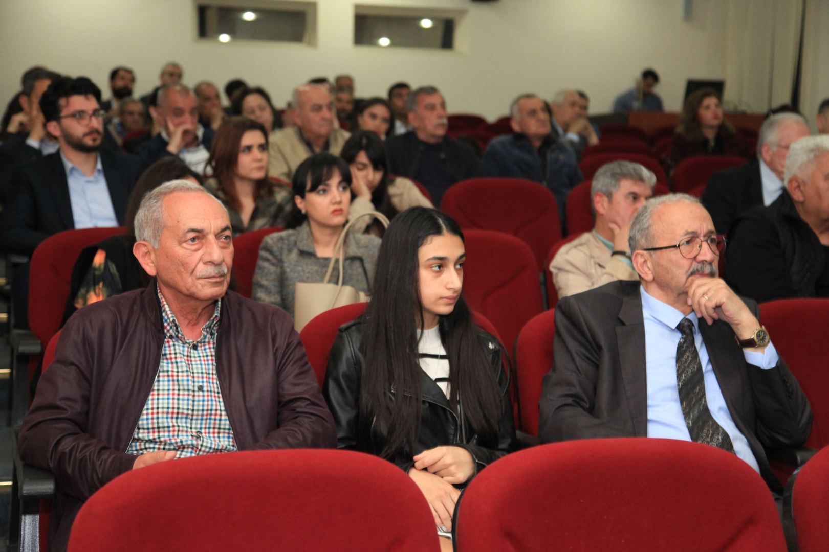 Кино в жизни и творчестве Ниджата Фейзуллаева (ФОТО)