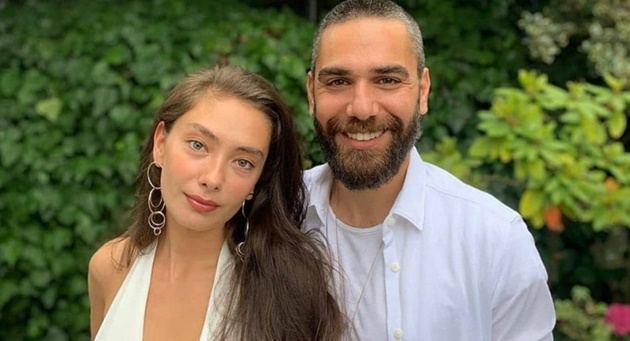 Звезды турецкого кино Неслихан Атагюль и Кадир Догулу наблюдают за соревнованиями "Формулы 1" в Баку (ФОТО)