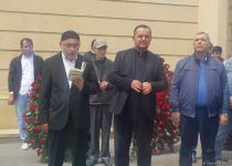 Народного артиста Афтандила Исрафилова аплодисментами проводили в последний путь (ФОТО)