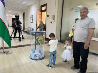 В узбекском городе Ургенч проходит голосование по поправкам в конституцию (ФОТО)