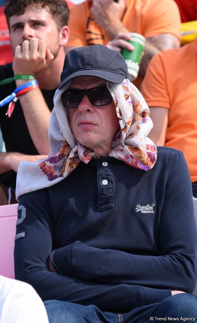Болельщики в восторге от гонки Гран-при Азербайджана Формулы-1 (ФОТОРЕПОРТАЖ)