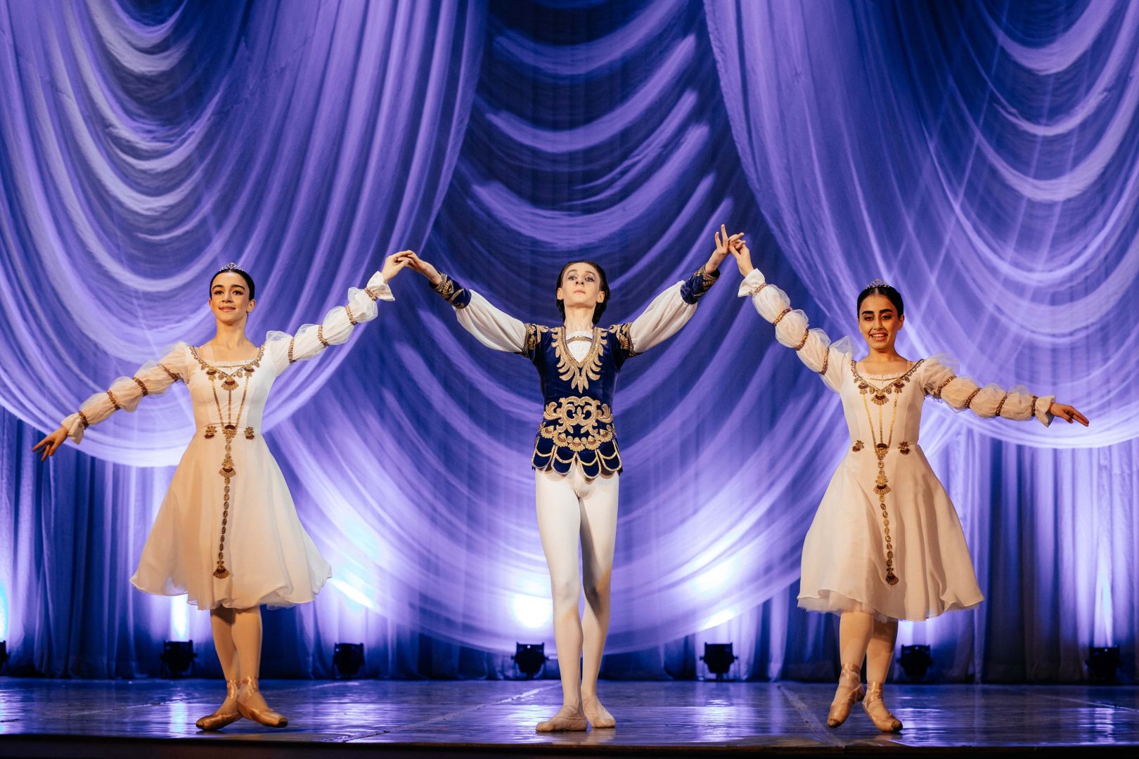 Бакинская академия хореографии представила великолепный праздник танцевального искусства (ВИДЕО, ФОТО)