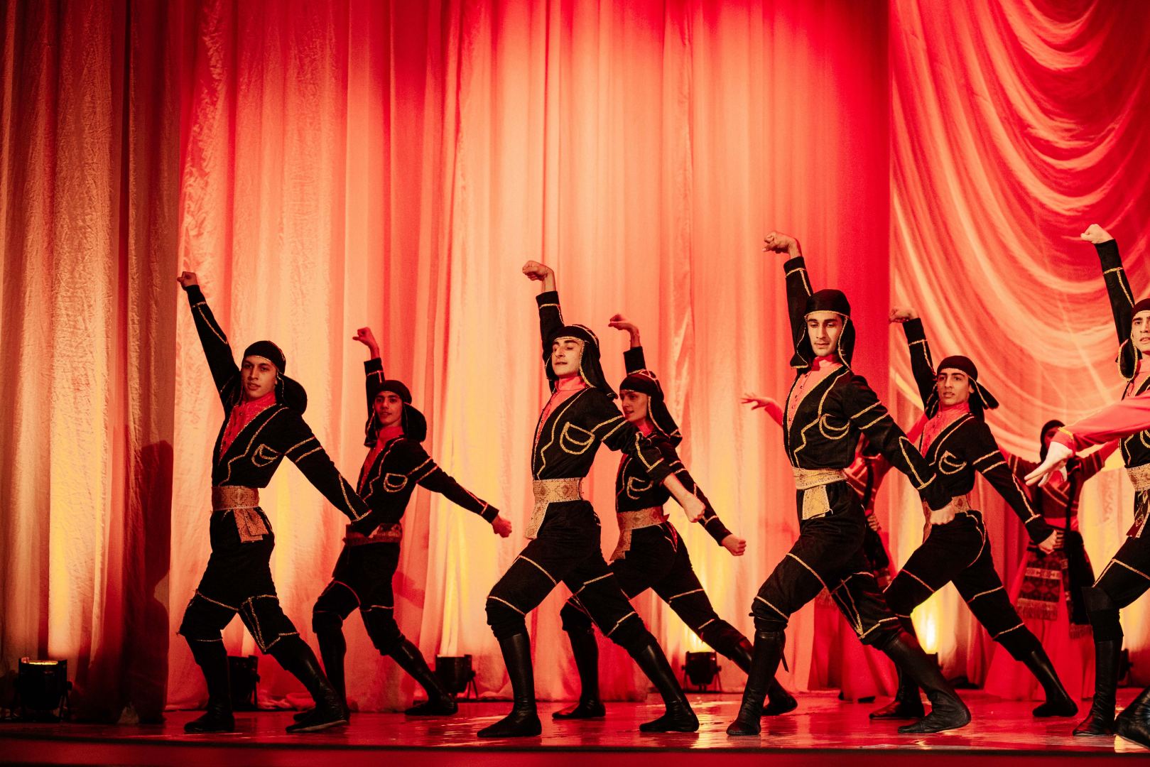 Бакинская академия хореографии представила великолепный праздник танцевального искусства (ВИДЕО, ФОТО)