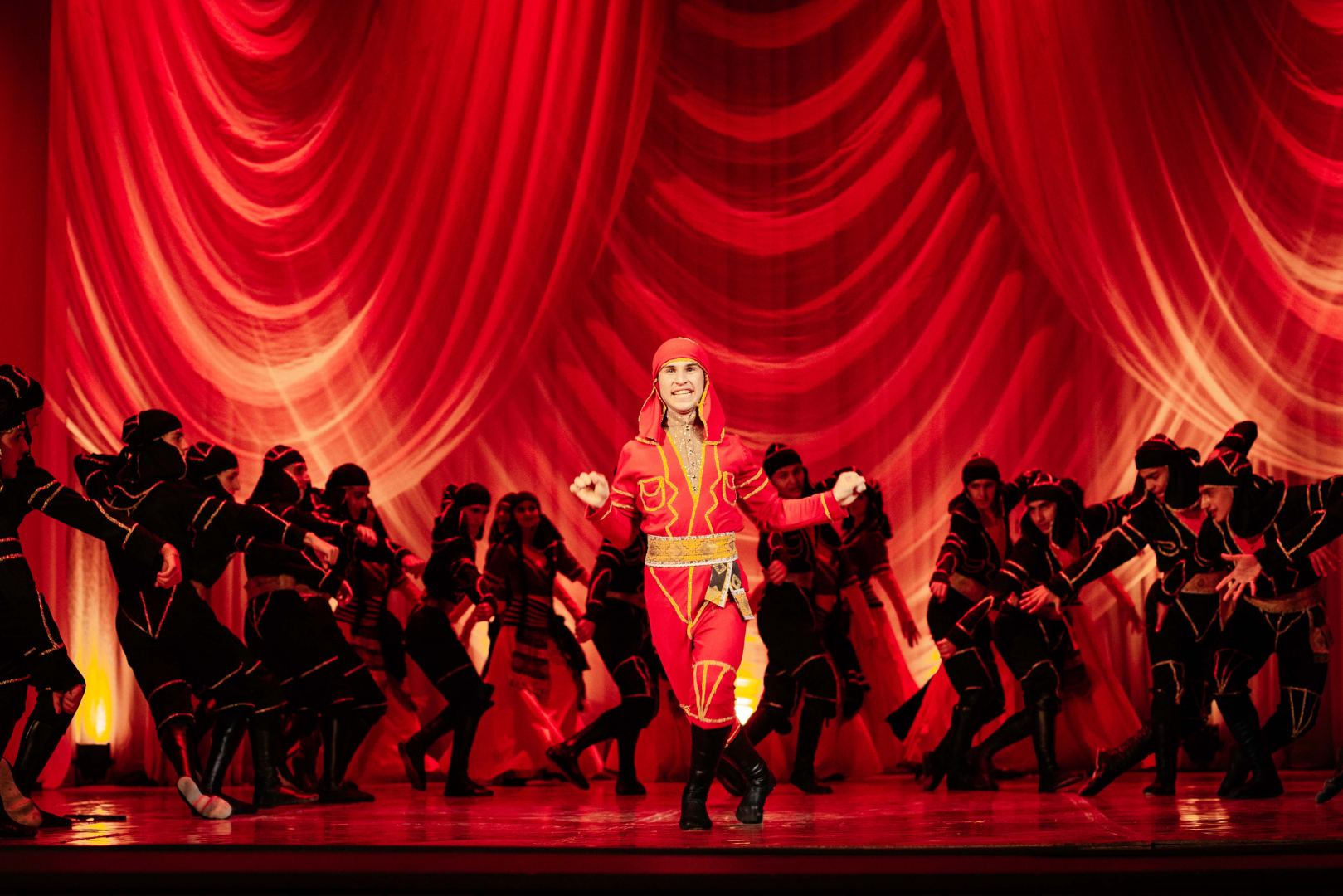 Бакинская академия хореографии представила великолепный праздник танцевального искусства (ВИДЕО, ФОТО)