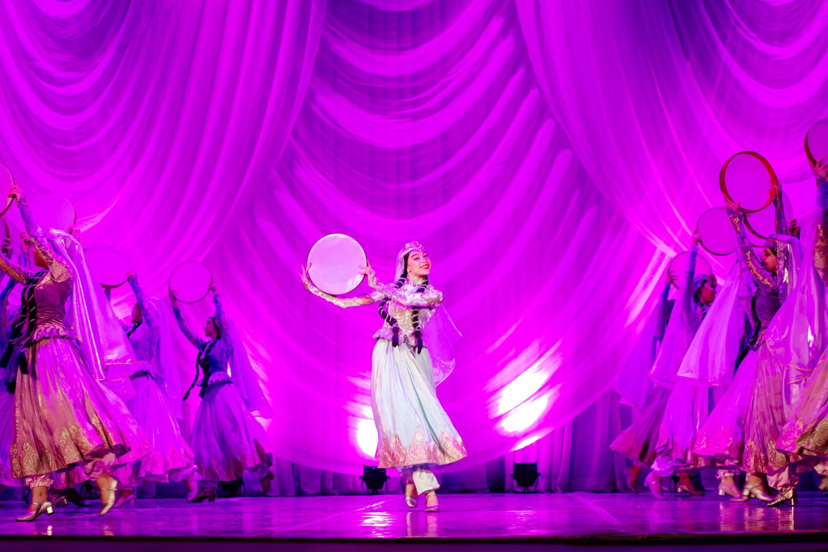 Бакинская академия хореографии представила великолепный праздник танцевального искусства (ВИДЕО, ФОТО)