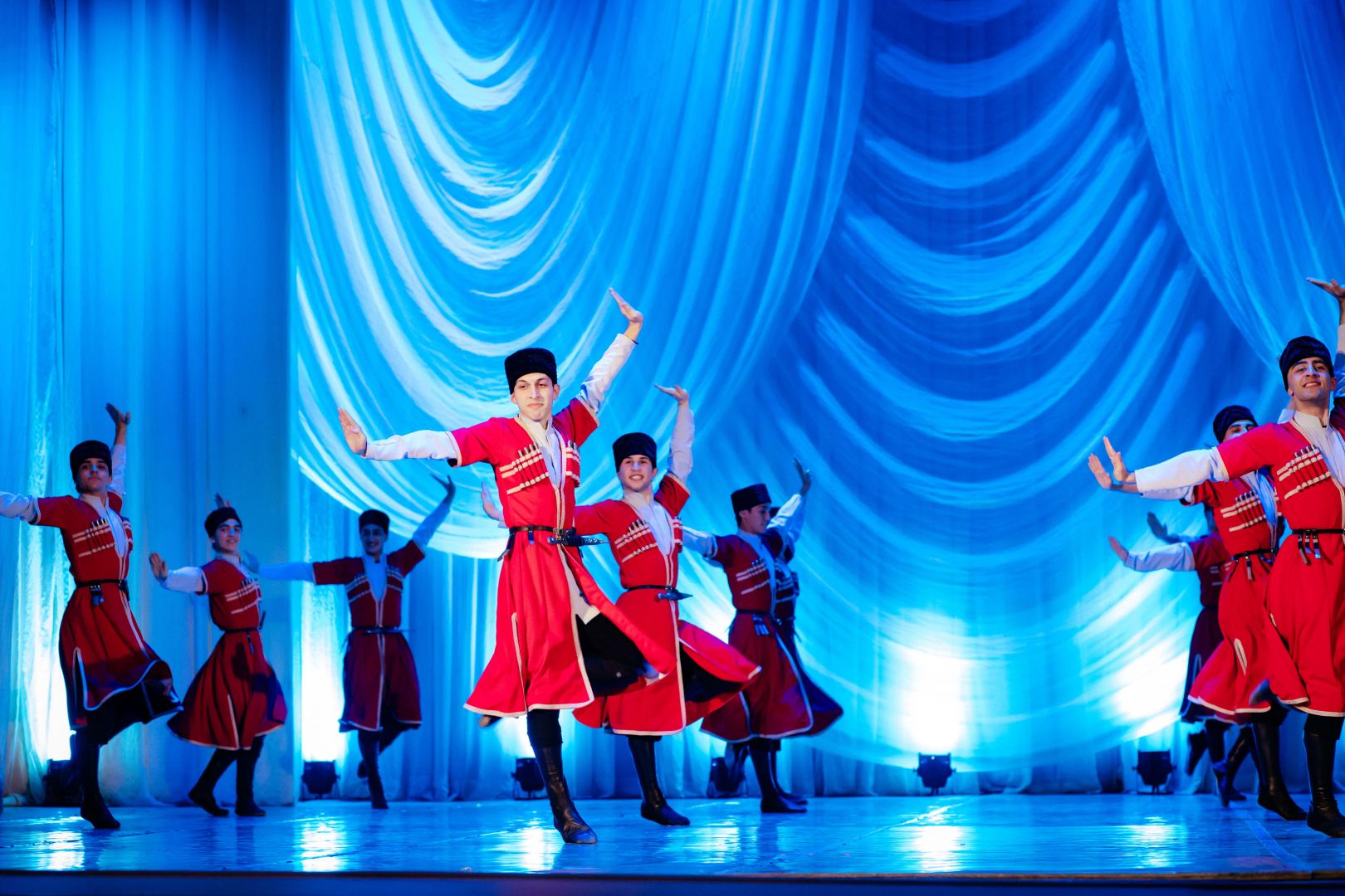 Бакинская академия хореографии представила великолепный праздник танцевального искусства (ВИДЕО, ФОТО)