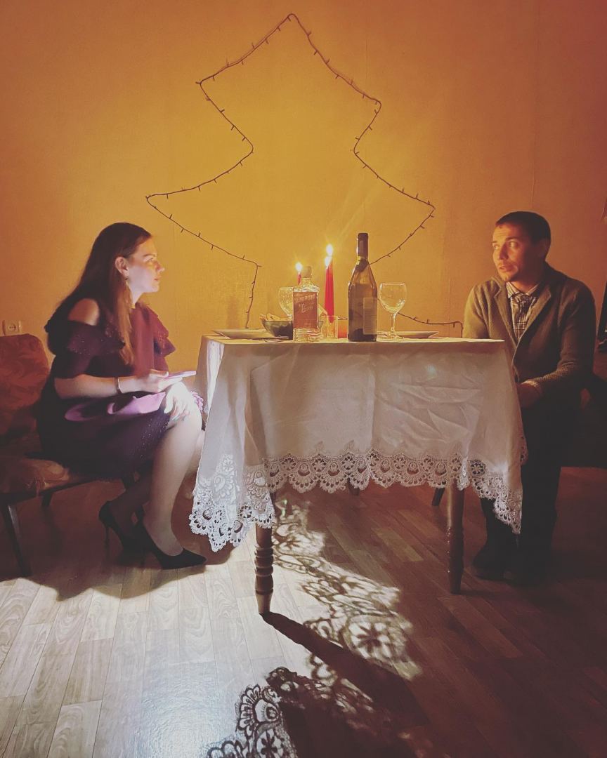 Дуры мы, дуры! Актеры Азербайджана, Украины и России создали в одной из квартир Баку новый театр O2 (ФОТО)