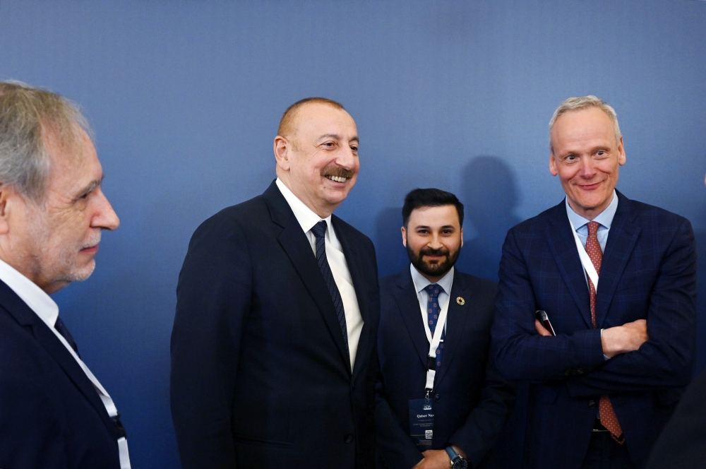 Президент Ильхам Алиев принял участие в международной конференции на тему «Формирование геополитики Большой Евразии: от прошлого к настоящему и будущему» в Шуше (ВИДЕО/ФОТО)