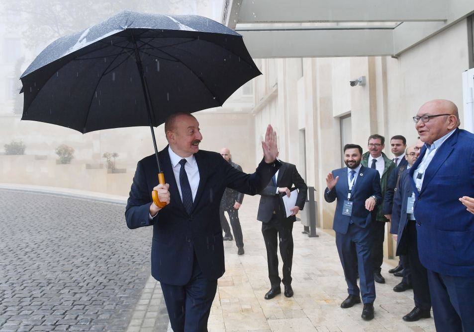 Президент Ильхам Алиев принял участие в международной конференции на тему «Формирование геополитики Большой Евразии: от прошлого к настоящему и будущему» в Шуше (ВИДЕО/ФОТО)