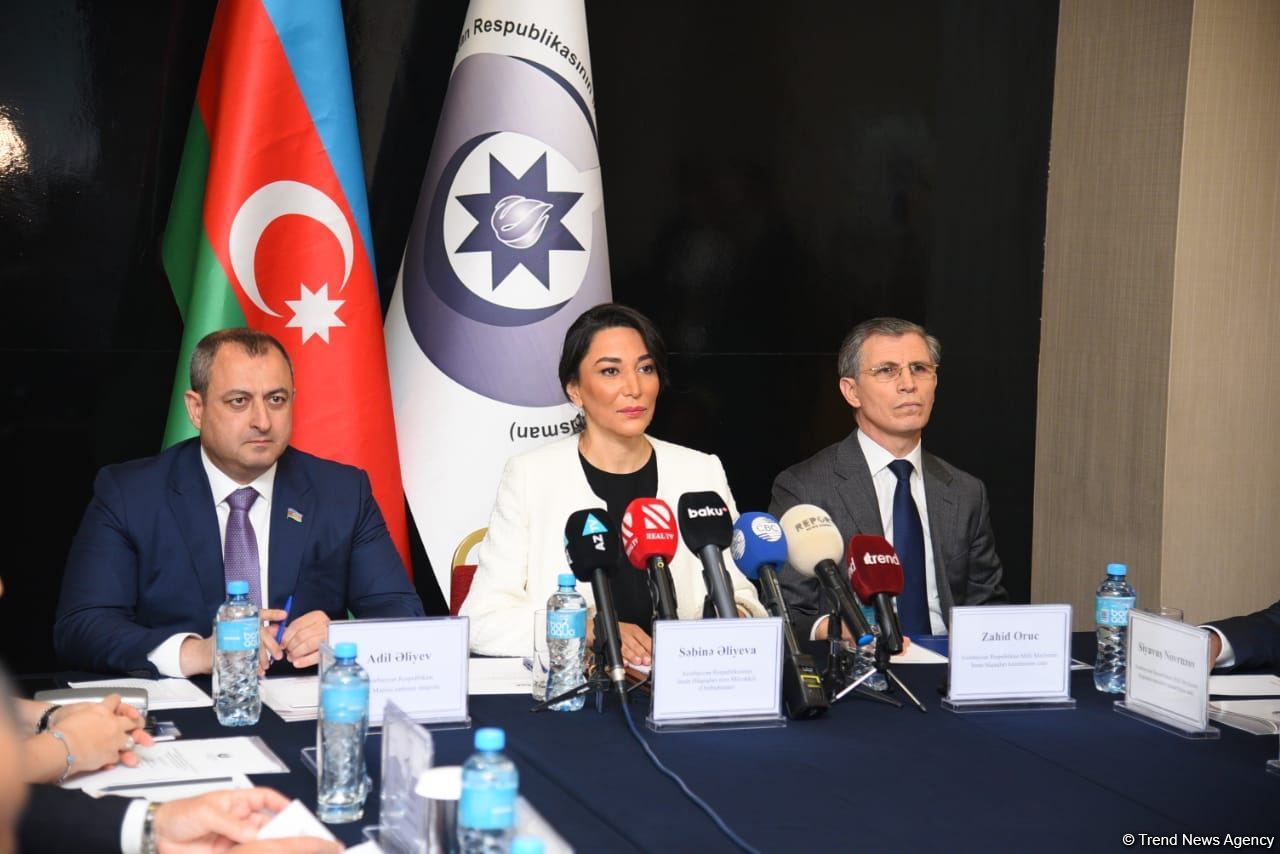 В Баку проходит научно-практическая конференция "Общенациональный лидер Гейдар Алиев и развитие прав человека в независимом Азербайджане" (ФОТО)