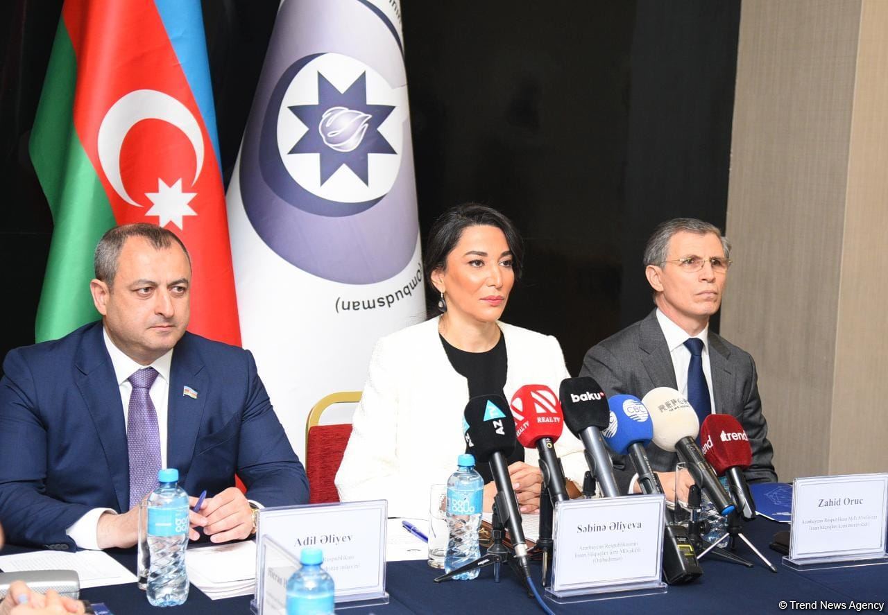 В Баку проходит научно-практическая конференция "Общенациональный лидер Гейдар Алиев и развитие прав человека в независимом Азербайджане" (ФОТО)