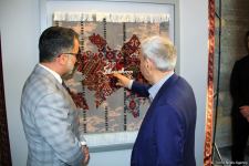 ОАО "Азерхалча" представило уникальный ковер, посвященный 100-летию великого лидера Гейдара Алиева (ФОТО)