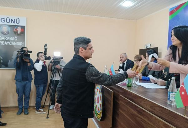 Освобожден из пенитенциарного учреждения экс-замминистра Рафиг Байрамов (ФОТО)