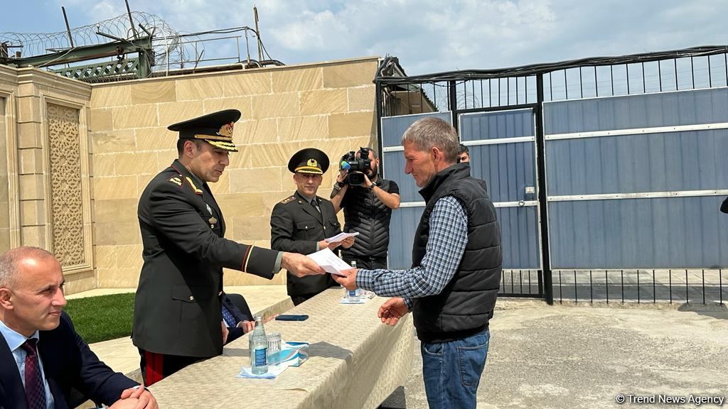 Распоряжение о помиловании применено к 33 лицам в пенитенциарном учреждении №2 Азербайджана (ФОТО)