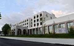 Президент Ильхам Алиев и Первая леди Мехрибан Алиева приняли участие в открытии Шушинского комплекса отеля-конгресс-центра (ФОТО/ВИДЕО)