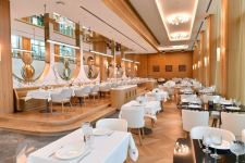 Президент Ильхам Алиев и Первая леди Мехрибан Алиева приняли участие в открытии Шушинского комплекса отеля-конгресс-центра (ФОТО/ВИДЕО)