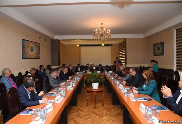 В Баку состоялась презентация журнала "Утро" (ФОТО)