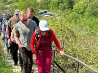 Международные путешественники из Швеции посетили Азыхскую пещеру (ФОТО)