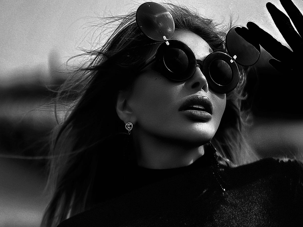 Черно-белая эстетика от Айгюн Кязымовой (ФОТО/ВИДЕО)