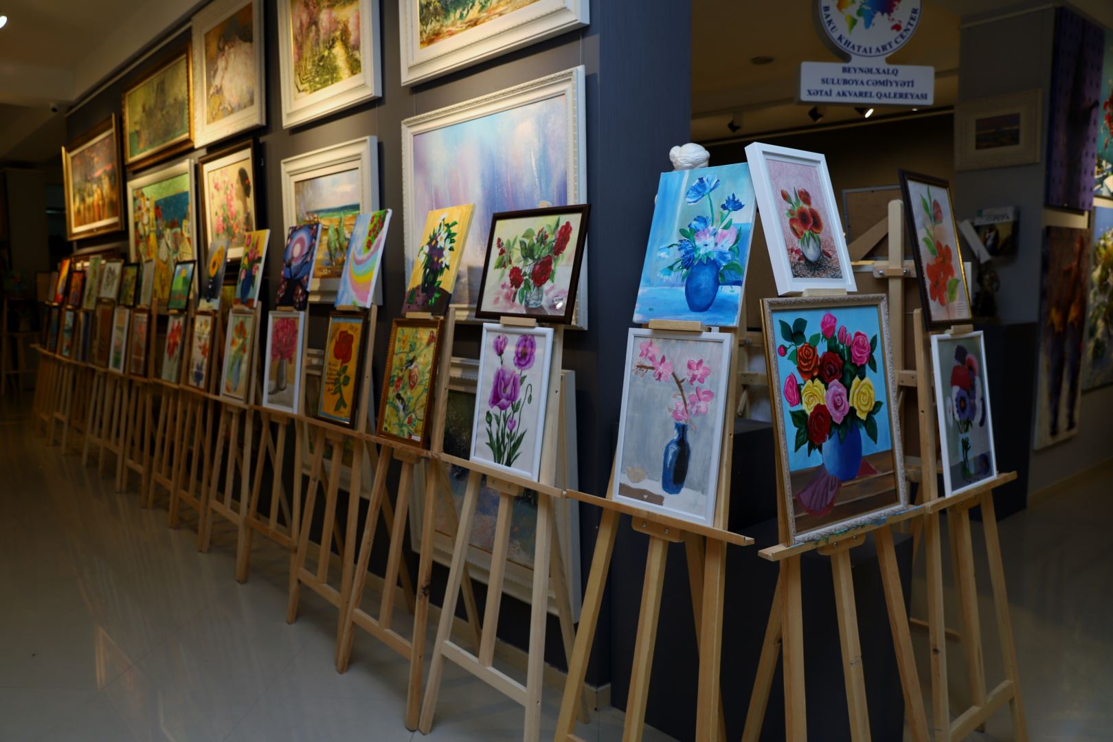 Красота,  легкость и аромат цветов на выставке в Баку (ФОТО)