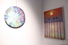 Красный шар - это Я! Миру необходимо дарить позитив – открылась выставка Севиндж Абидовой   (ФОТО)