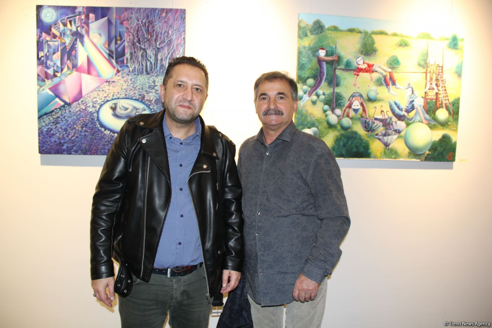 Красный шар - это Я! Миру необходимо дарить позитив – открылась выставка Севиндж Абидовой   (ФОТО)